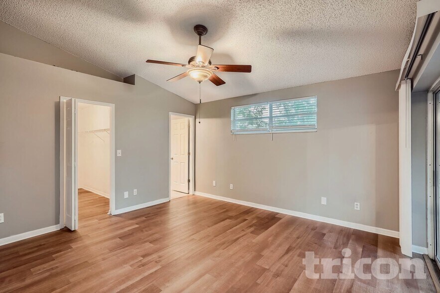 Building Photo - 5813 Erhardt Dr