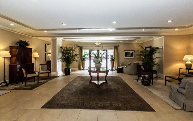 Building Photo - USC Campus/Downtown- Fully Furnished