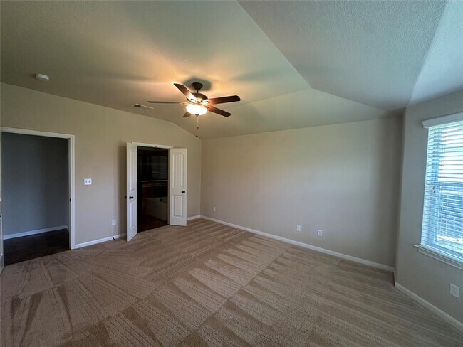 Building Photo - 7714 Squirrel Hollow Dr