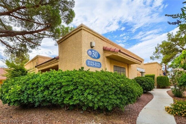 Building Photo - 2851 S Valley View Blvd