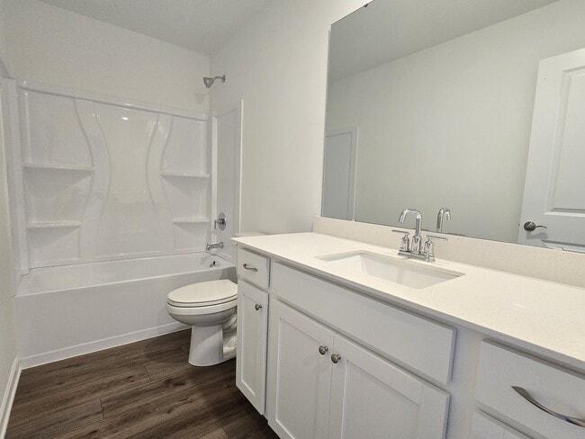 Building Photo - 5525 Hydrangea St