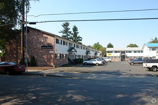 Building Photo - Cedar Flats
