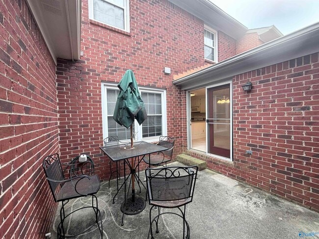 Building Photo - 248 W Lake Cir