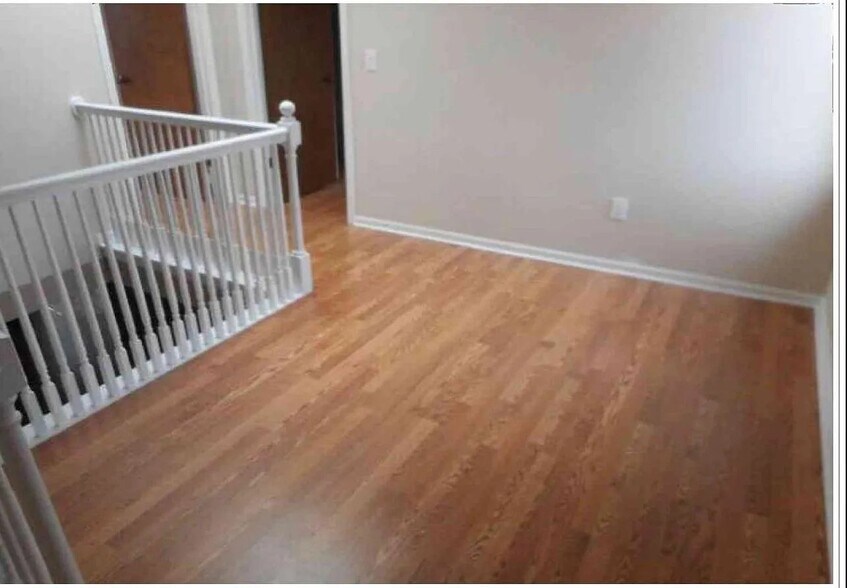 Building Photo - 49760 Potomac Ct