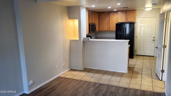 Building Photo - 7801 N 44th Dr