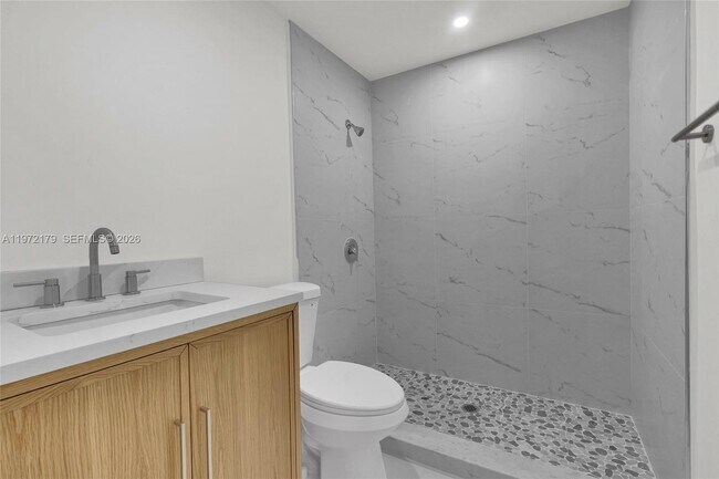 Building Photo - 5111 SW 73rd Terrace