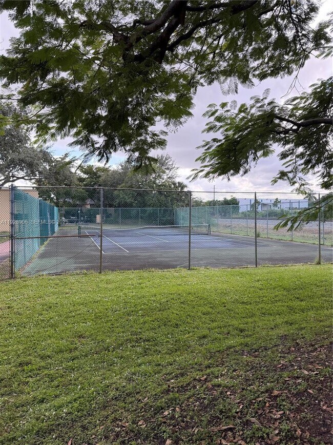 Building Photo - 1125 S Flagler Ave