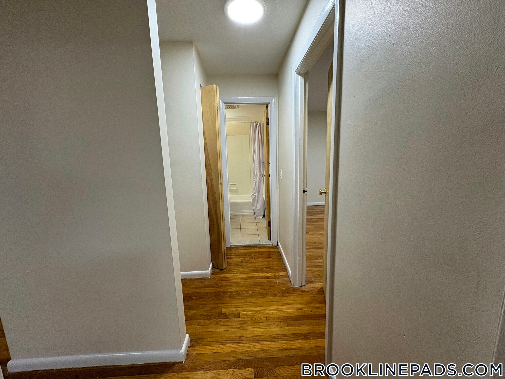 Building Photo - 110 Babcock St