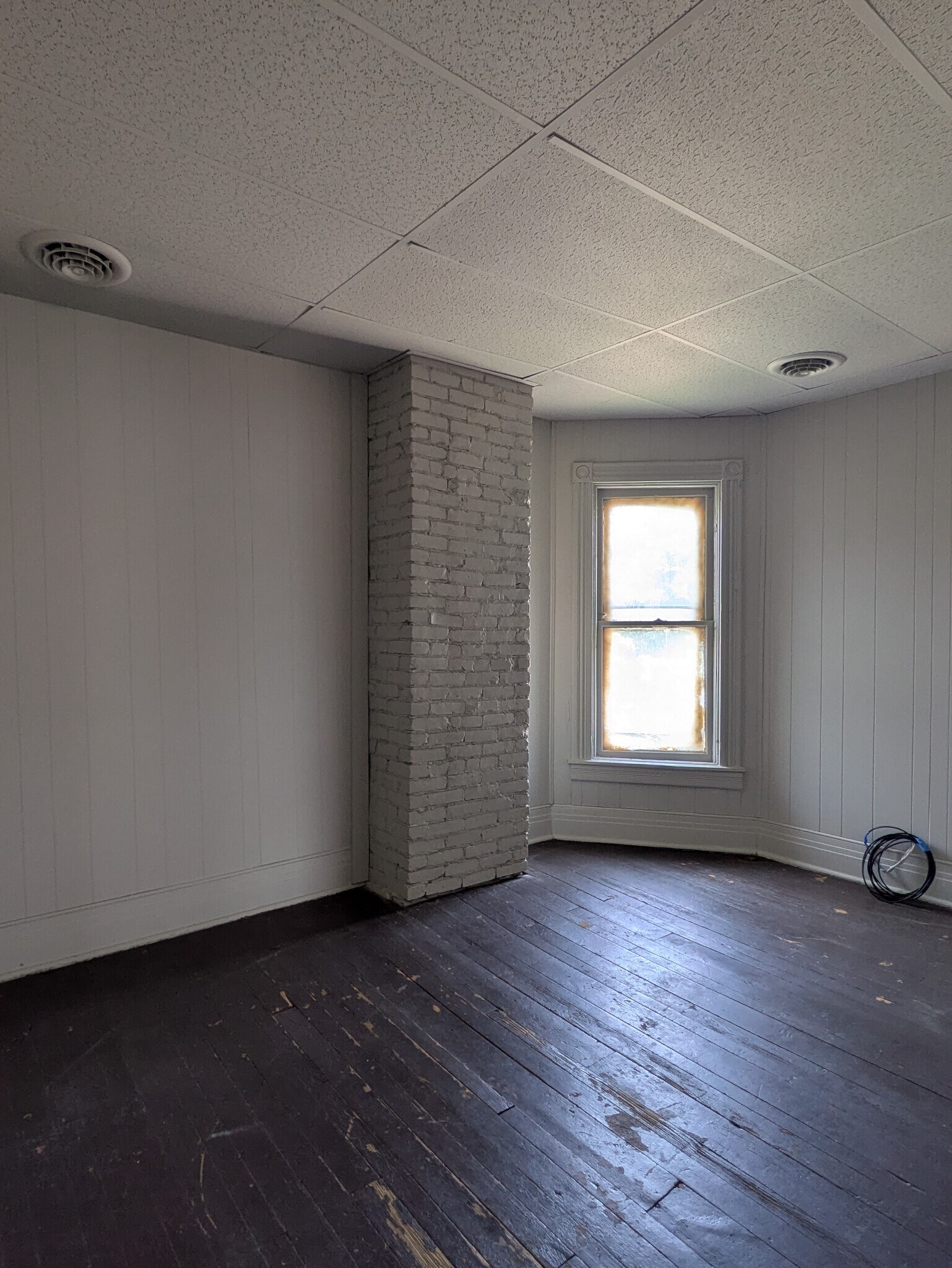 Building Photo - 878 Prospect Ave