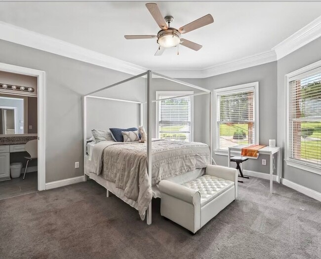 Building Photo - 4020 W Stubbs Rd