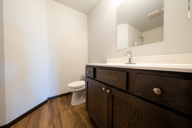 Building Photo - 668 4th Cir Dr SW