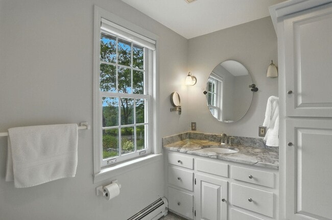 Building Photo - 199 Upland Farm Rd