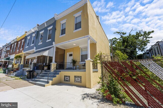 Building Photo - 1310 Narragansett St