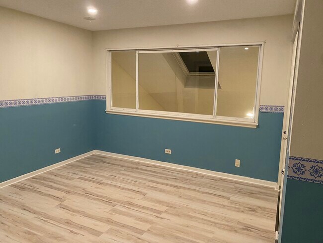 Building Photo - 1283 Ranchview Ct