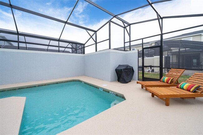 Building Photo - 2990 Protagonist St