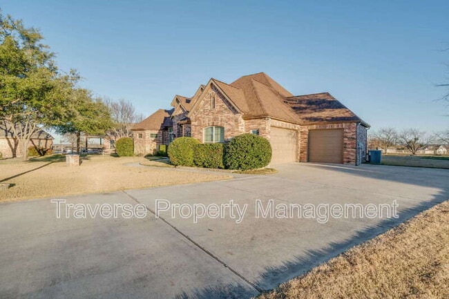 Building Photo - 10280 Mustang Downs Dr