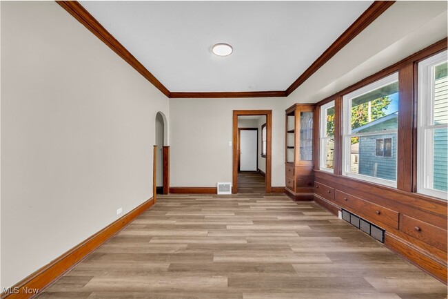 Building Photo - 4318 W 50th St