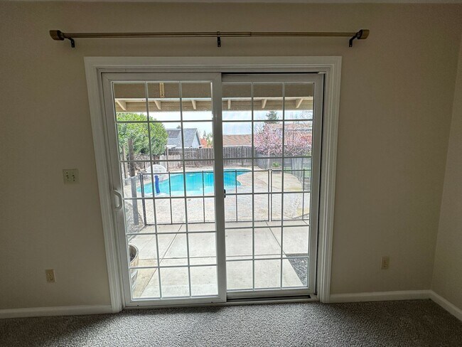 Building Photo - 1780 Paddock Ln