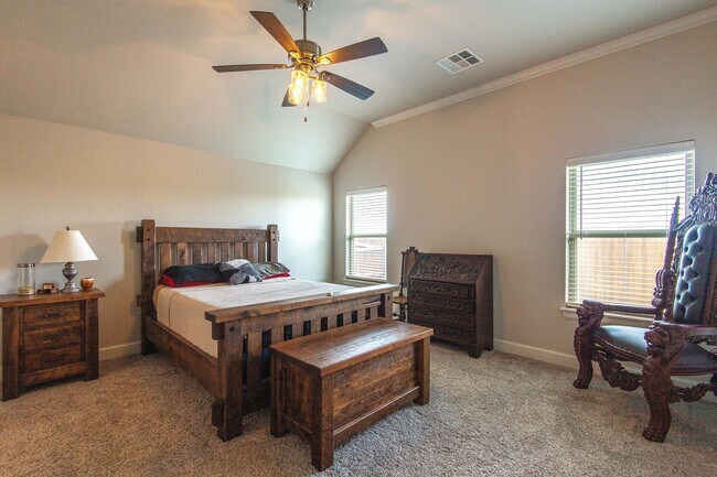 Building Photo - 2244 E Kellan Ct Terrace