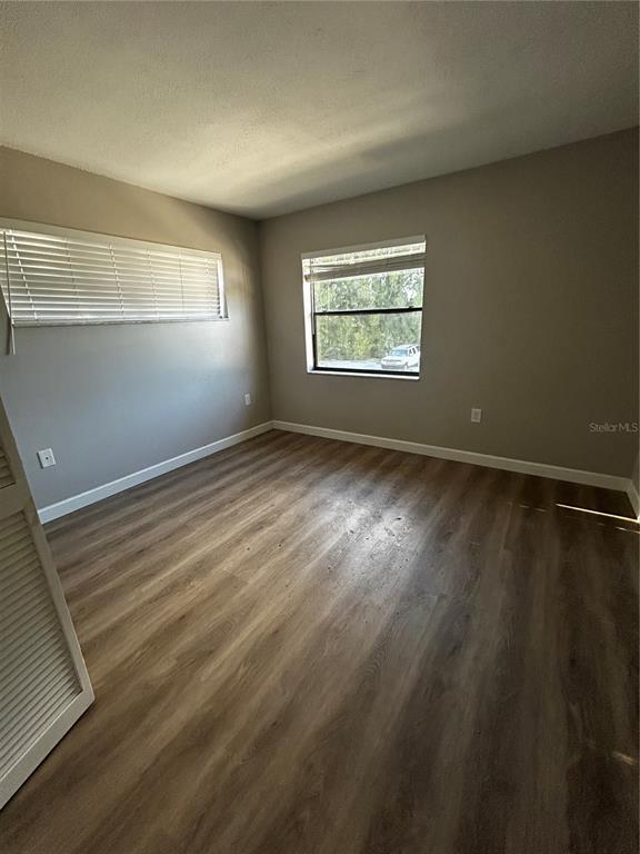 Building Photo - 4089 Lake Forest Dr