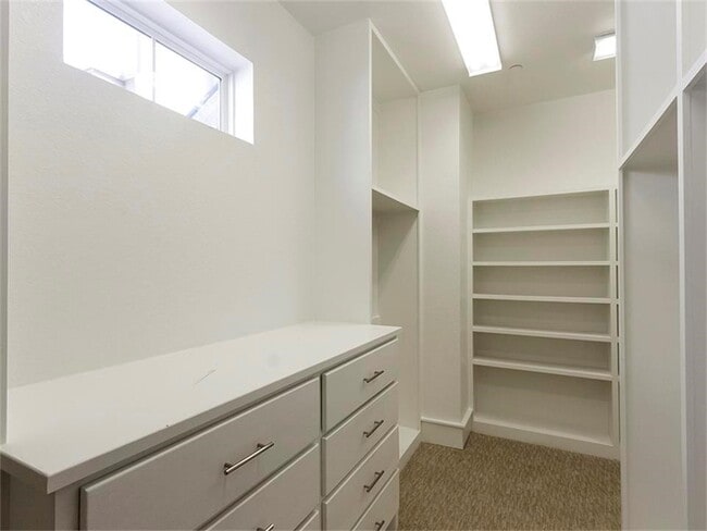 Building Photo - 1208 Bartlett St