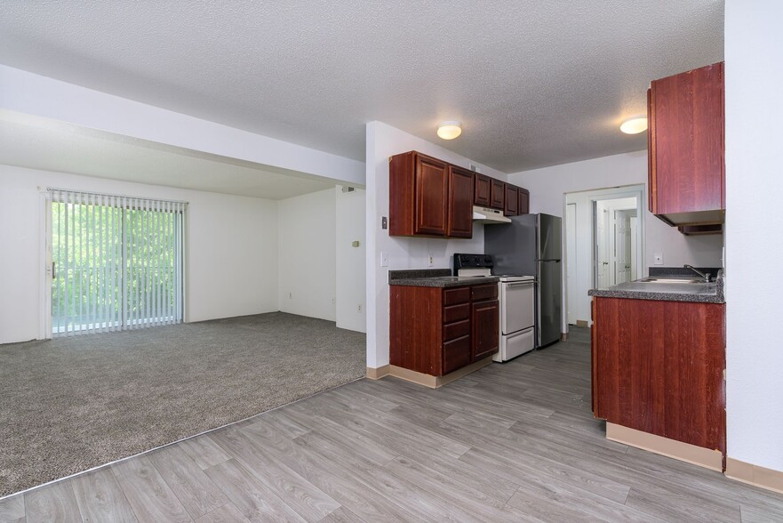 Building Photo - Autumn Place