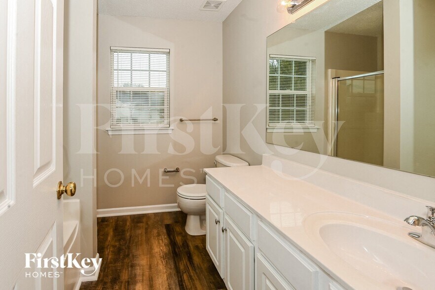 Building Photo - 5288 Moonlight Trail SW