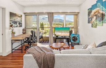 Building Photo - Beautiful Fully Furnished, 2 Bed, 1 1/2 Bath, Oceanview Condo with Pool