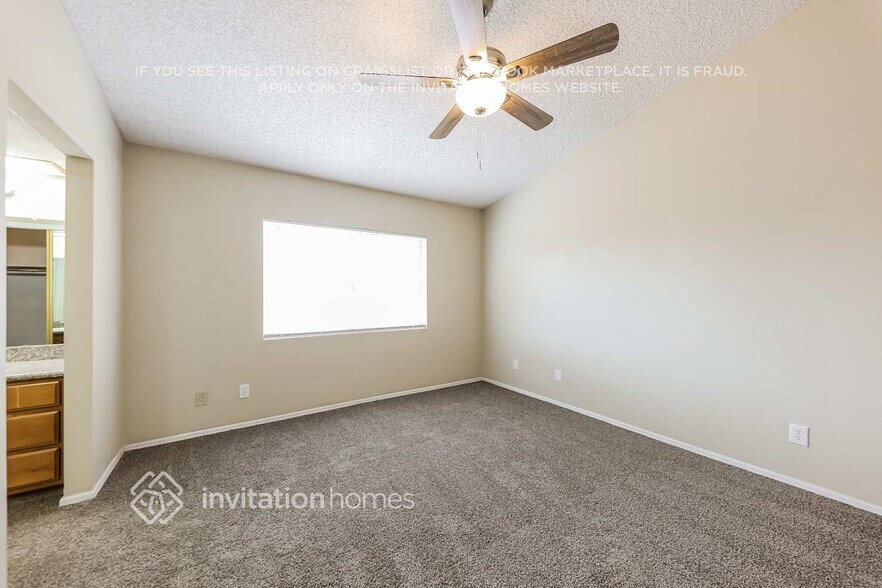 Building Photo - 6501 W Cheryl Dr