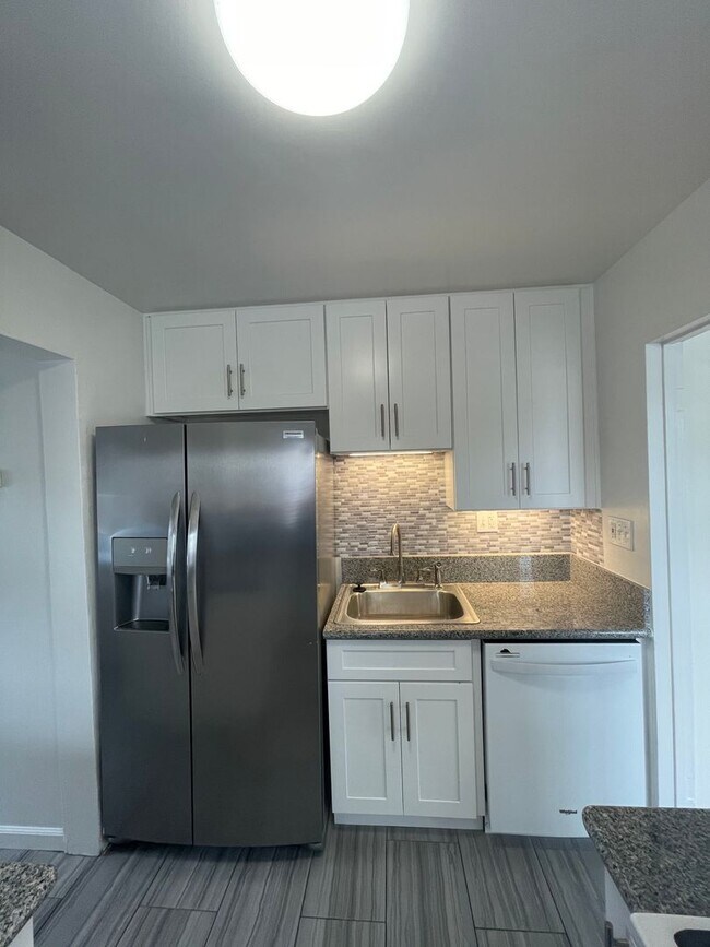 Building Photo - 7369-7371 Fulton St, San Diego, CA 92111