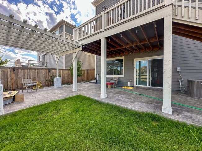 Building Photo - This is what a dream home looks like!