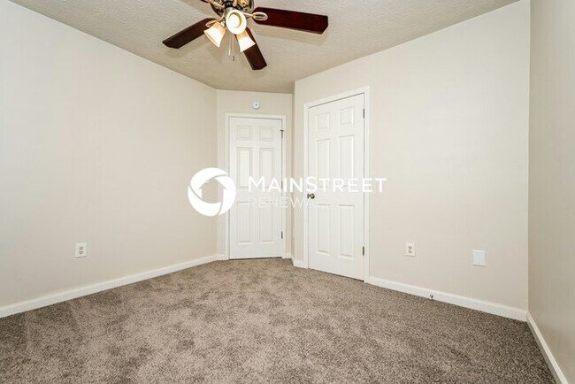 Building Photo - 4 Bedroom Pet-Friendly Home in Ellenwood, GA with Main Street Renewal