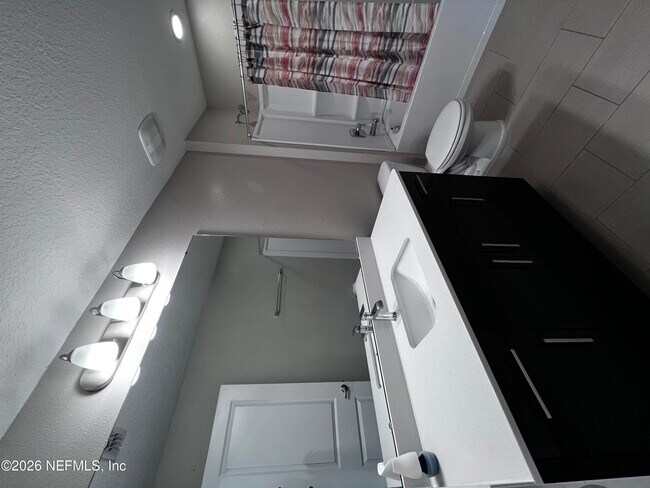 Building Photo - 1421 Captiva Cv