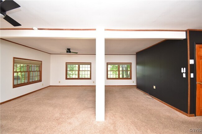 Building Photo - 24673 Crane Ln