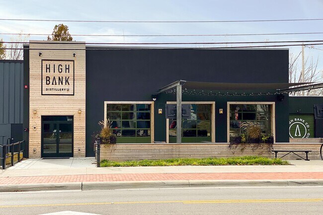 Building Photo - 945 Quay Ave