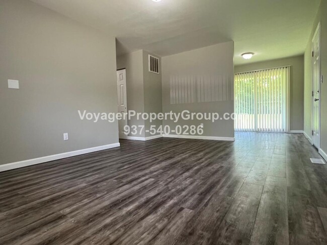 Building Photo - 18 Carma Dr