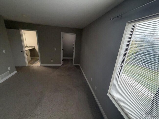 Building Photo - 32013 W 12 Mile Rd