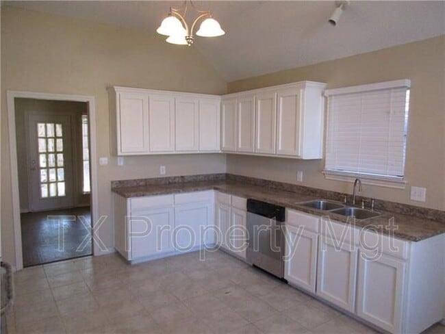 Building Photo - 4904 Arborgate Dr