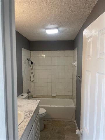 Building Photo - 5334 Flamingo Rd