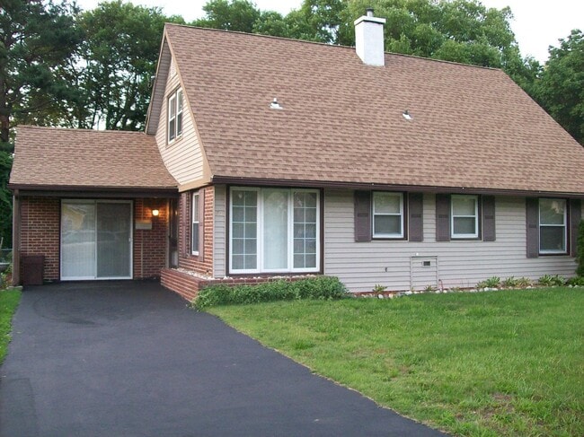 Building Photo - 75 Baldwin Ln