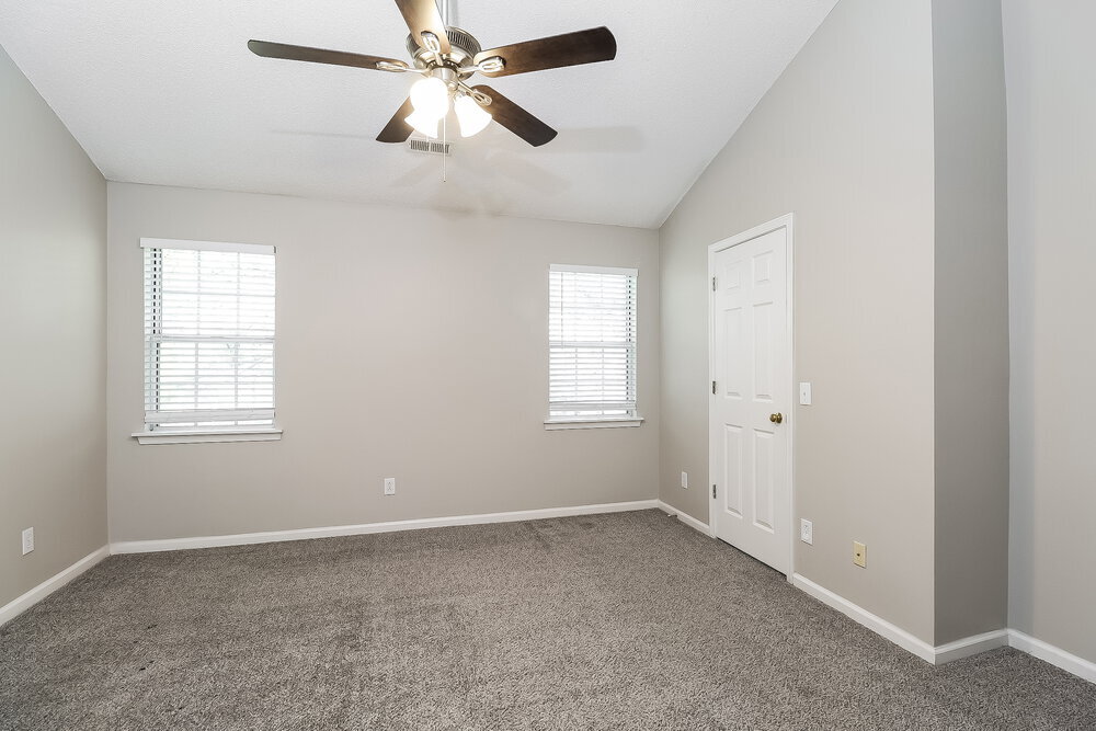 Building Photo - 8914 Clifton Meadow Dr