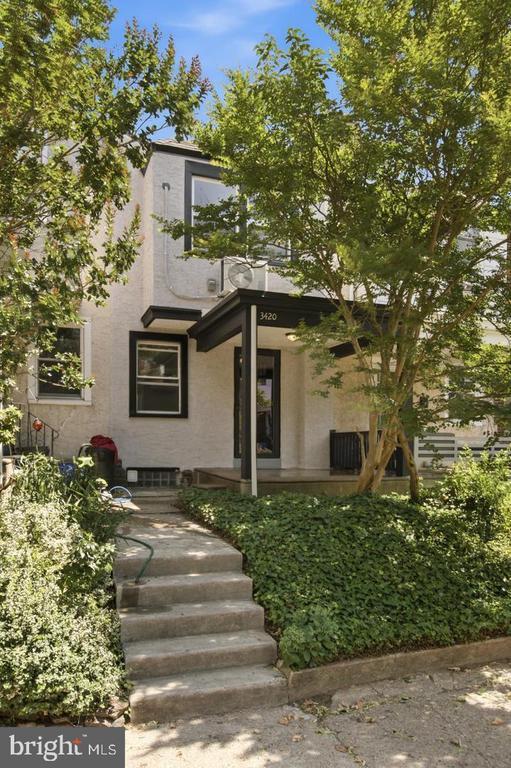 Building Photo - 3420 Tilden St