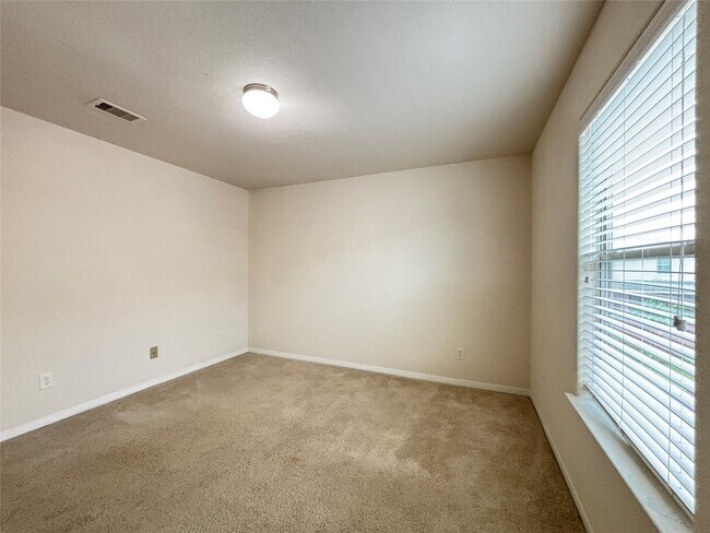 Building Photo - 2803 Mustang Hill Ln