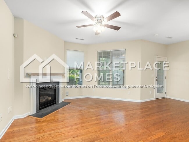 Building Photo - 533 Panorama Park Pl