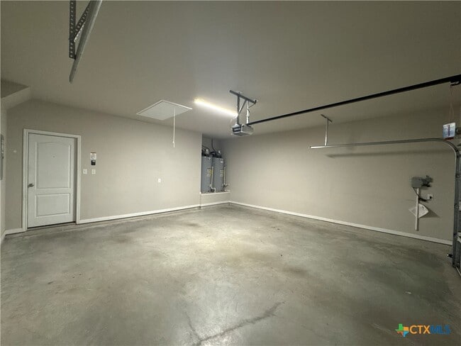 Building Photo - 2214 Wasabi Rd