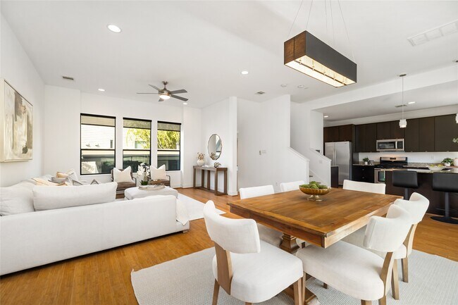 Building Photo - 5012 Cornish St