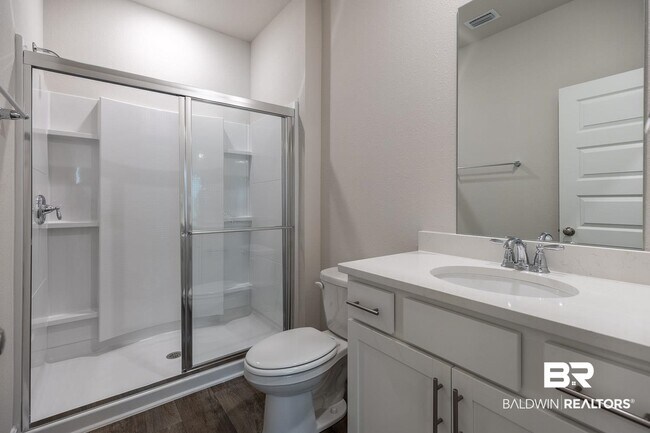 Building Photo - 32444 Revere Dr