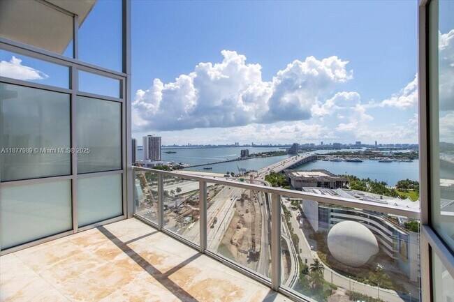 Building Photo - 1100 Biscayne Blvd