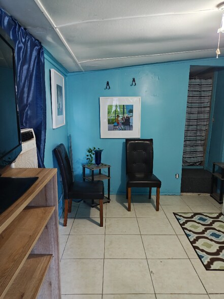 Building Photo - 146 Beach Manor Ct
