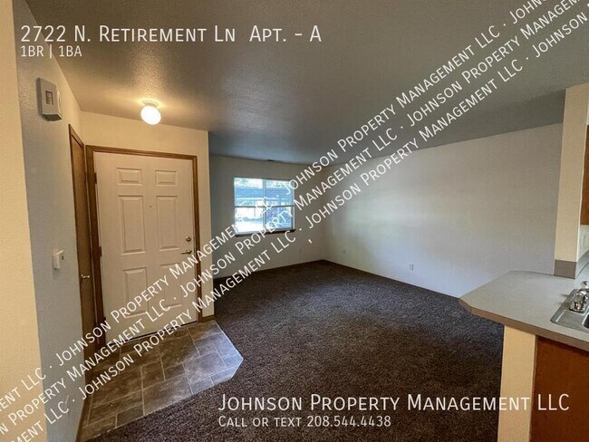 Building Photo - 2722 N Retirement Ln
